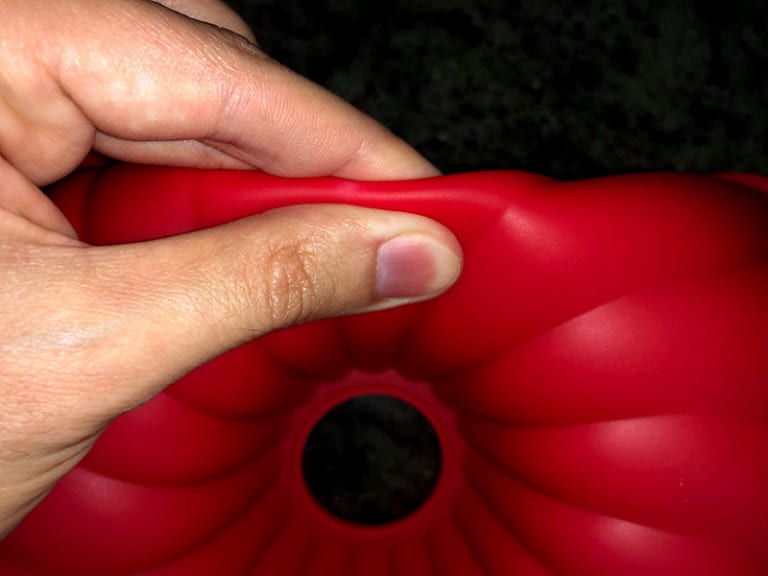 How to Use Silicone Bakeware 14 Baking Tips and Tricks Baking Nook