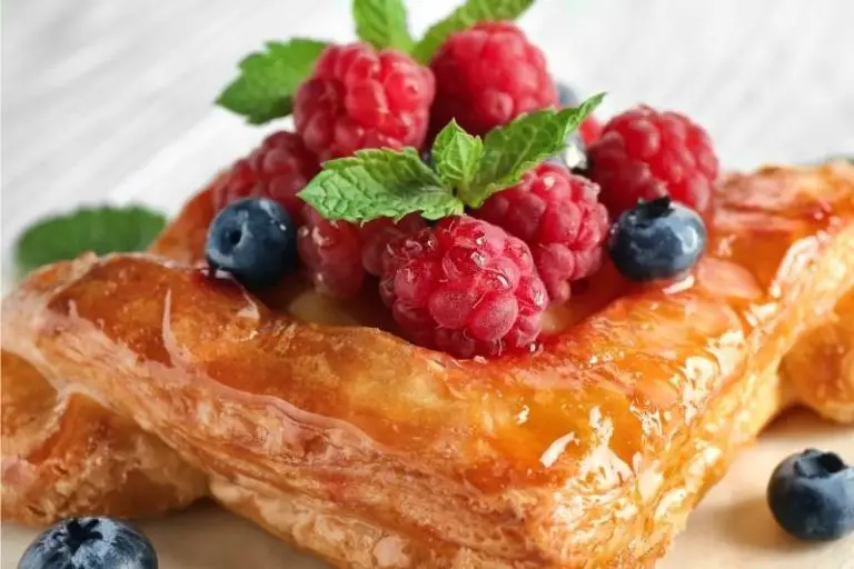 Cake Vs Pastry Must Know Similarities and Differences Baking Nook