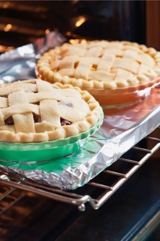 Baking Two Pies Evenly At Once MustKnow Tips For Oven Use Baking
